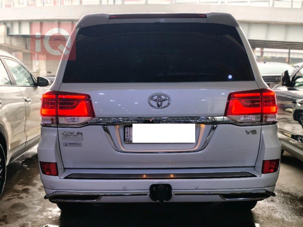 تويوتا لاندكروزر